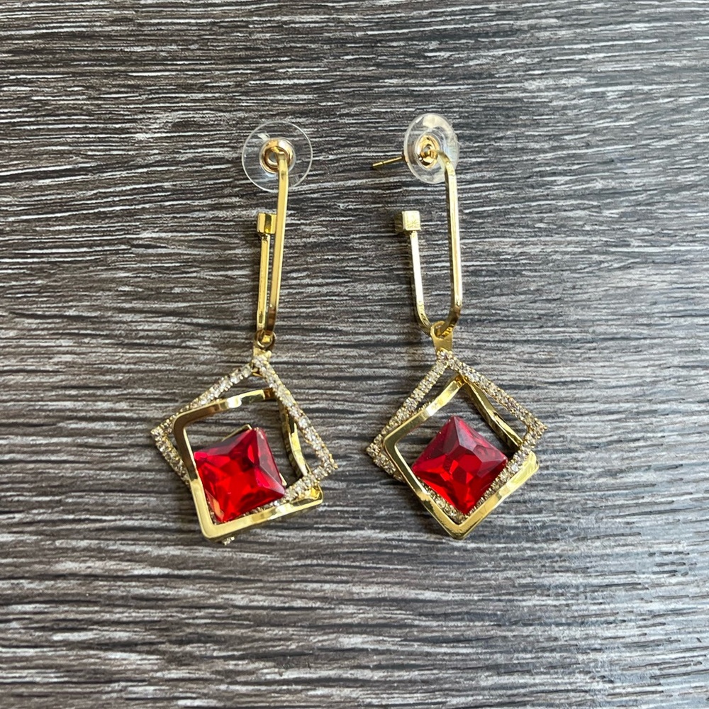 Vintage Red Gold Tone Earrings Rhinestone Long Tassel Dangle Earrings Drop